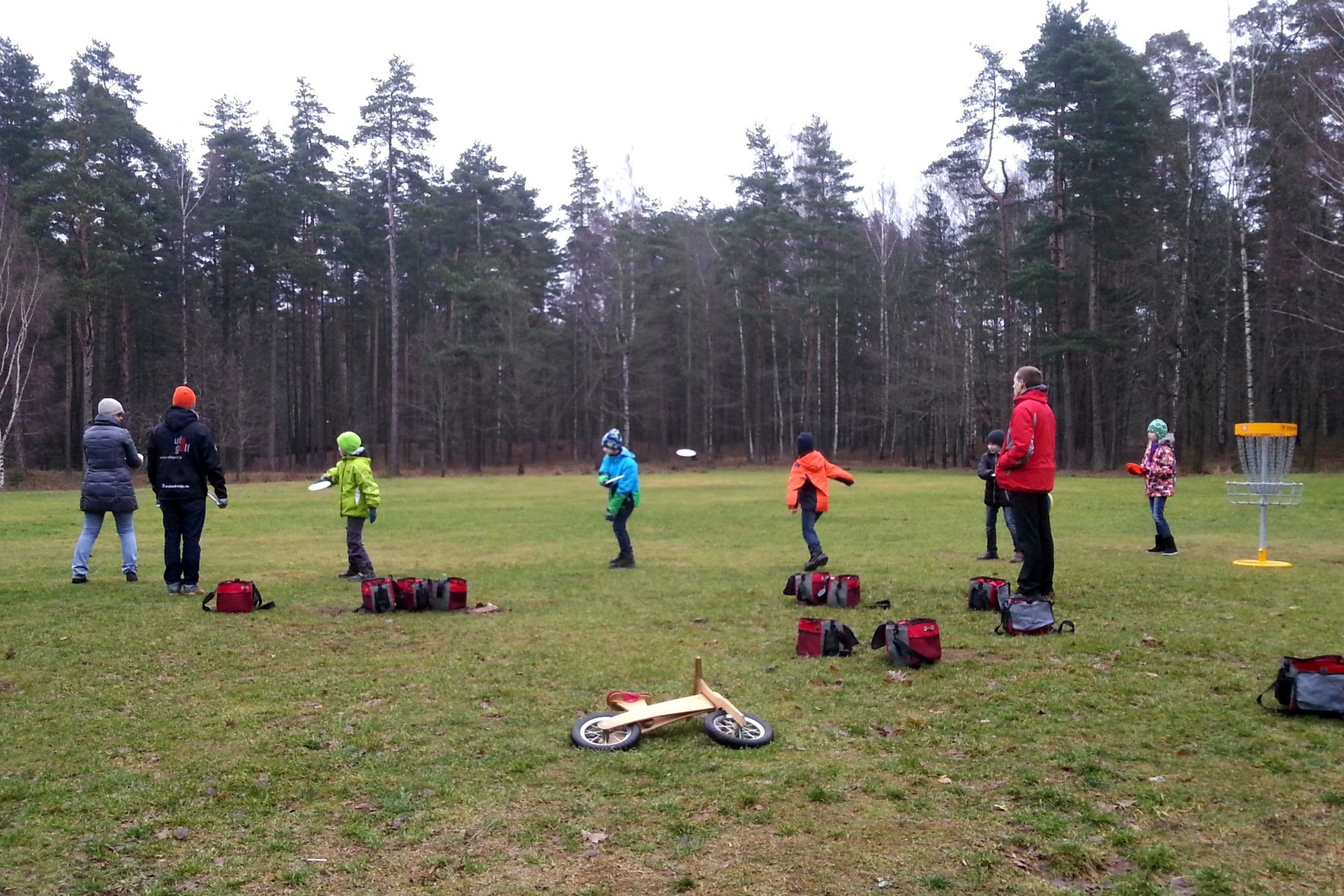 Disku golfs ziema atputa Mezaparka ufogolf 2014