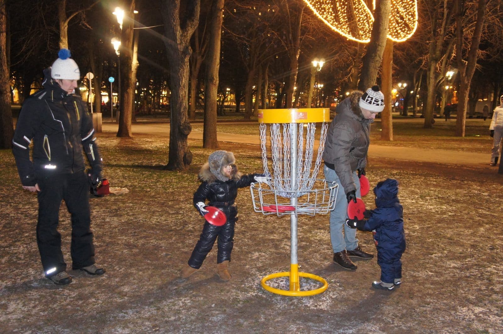 "Riga 2014" atklasana Esplanade Riga disku golfs ufogolf 2014
