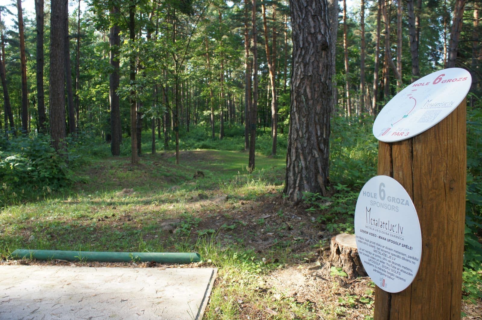UFOGOLF disku golfa laukuma draugi un atbalstitaji Mezaparks Riga 2014