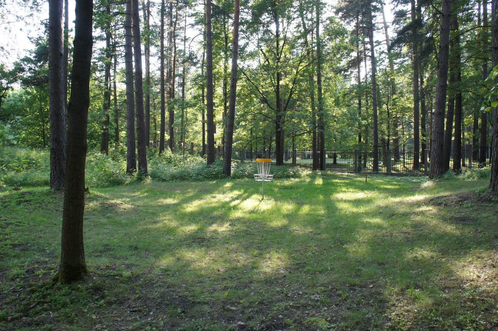 UFOGOLF disku golfa laukuma draugi un atbalstitaji Mezaparks Riga 2014