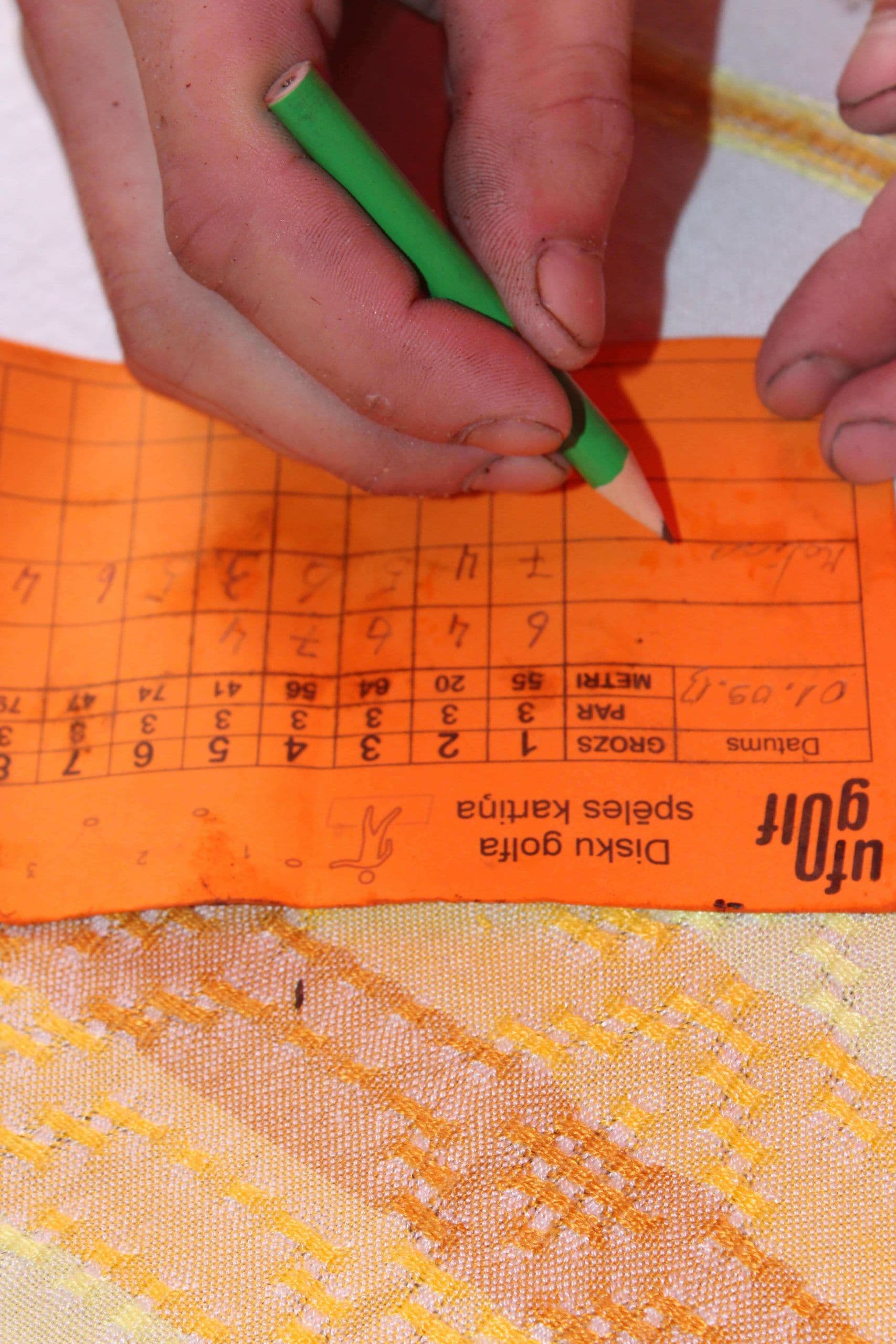 UFOGOLF disku golfa laukuma atklasana 1.septembris 2013 Mezaparks Riga
