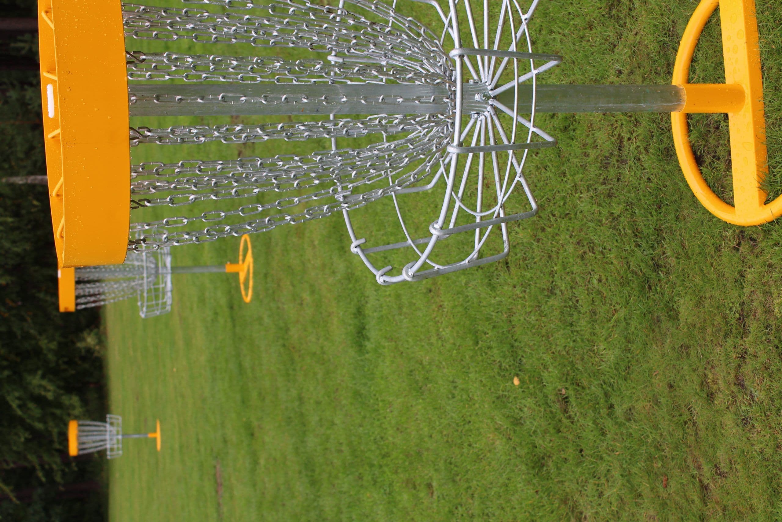 UFOGOLF disku golfa laukuma atklasana 1.septembris 2013 Mezaparks Riga