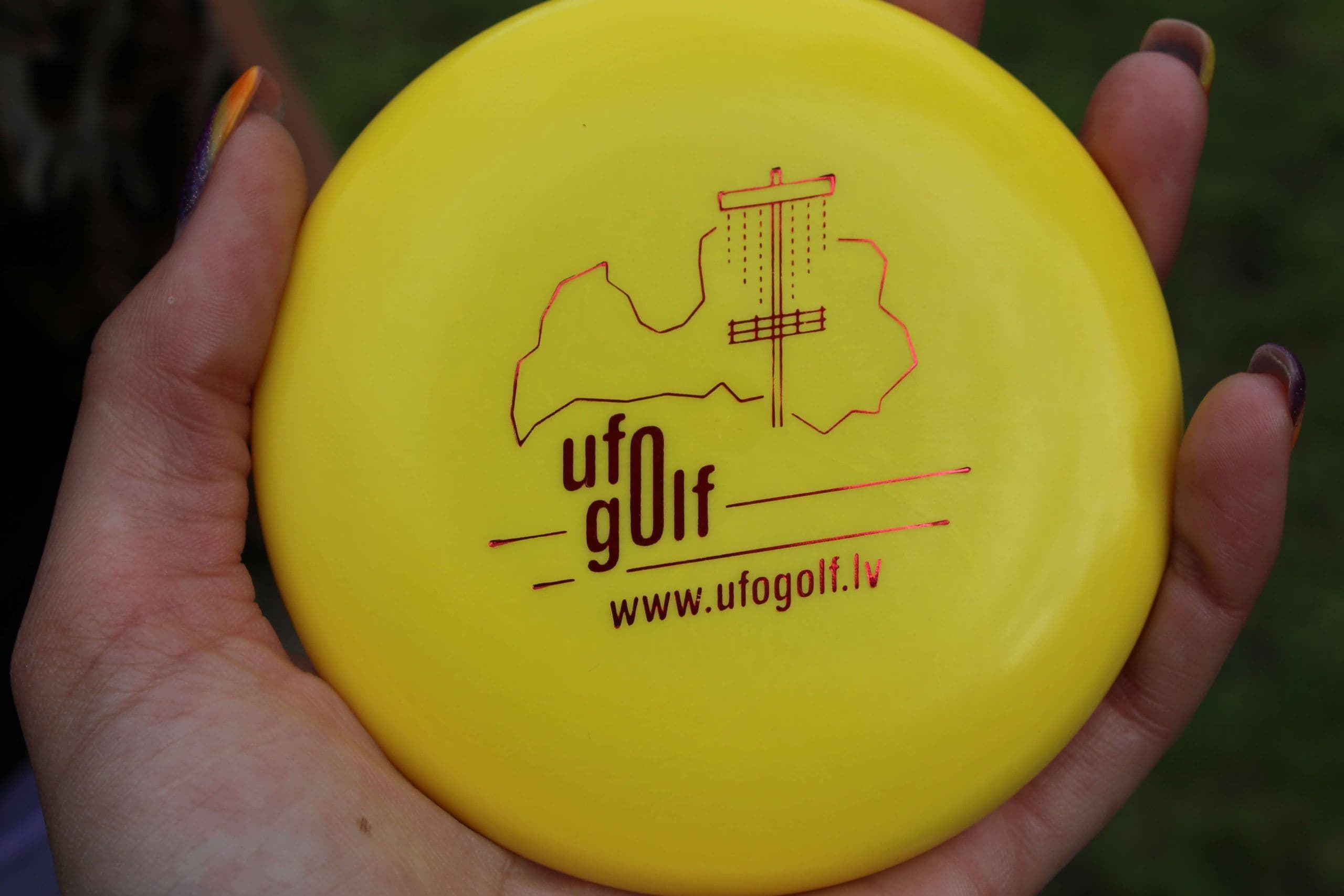 UFOGOLF disku golfa laukuma atklasana 1.septembris 2013 Mezaparks Riga